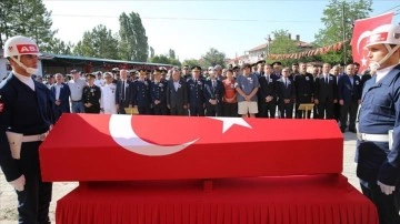 Şehit Uzman Çavuş Seydi Ünlü memleketi Eskişehir'de son yolculuğuna uğurlandı