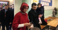Selçuk Bayraktar ve Sümeyye Erdoğan Bayraktar oylarını kullandı