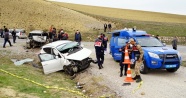 Seyir halinde nişanlısıyla tartışan sürücü, felakete yol açtı: 2 Ölü