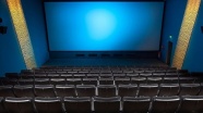 Sinema salonları yeniden misafirlerini ağırlamaya başladı