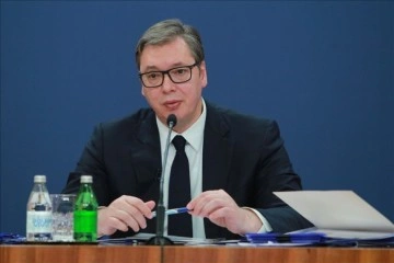 Sırp lider Vucic, Sırbistan'ın AB'ye üyelik yolundan ayrılmayacağını açıkladı