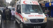 Şişli’de motosikletli kurye yayaya çarptı