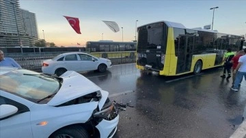 Şişli’de İETT otobüsüyle otomobilin çarpıştığı kazada 3 kişi yaralandı