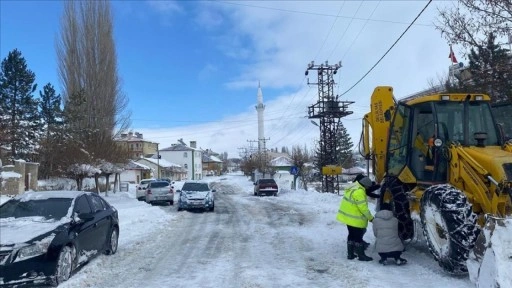 Sivas ve Samsun'da mahsur kalan çobanlar ve hayvanlar kurtarıldı