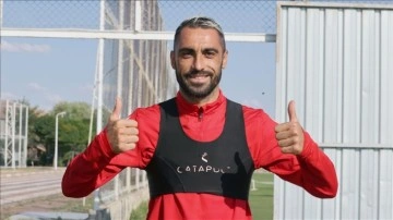 Sivasspor'un kaptanlarından Uğur, sezondan umutlu