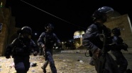 Siyasiler, İsrail&#039;in Mescid-i Aksa baskınına tepki gösterdi
