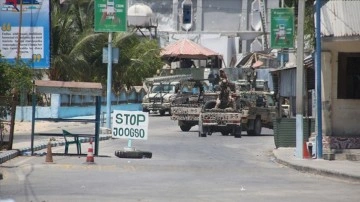 Somali'de bir plaj ve otele düzenlenen saldırıda 32 kişi öldü