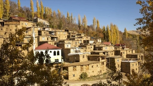 Sonbahar renklerine bürünen Bitlis'in köyleri fotoğrafçıları ağırladı