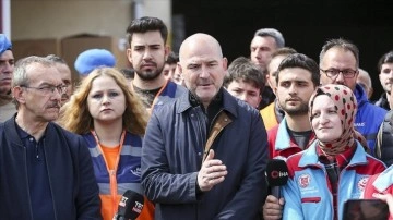 Soylu: Deprem bölgesinde çadır ve konteyner kentlerin standartlarını yükseltmeye çalışıyoruz