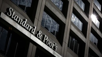 S&P, Avro Bölgesi için büyüme tahminlerini düşürdü