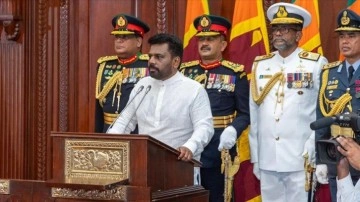 Sri Lanka'da devlet başkanı seçilen Anura Kumara Dissanayake göreve başladı