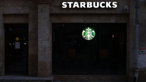 Starbucks, 1000'den fazla çalışanını işten çıkaracak