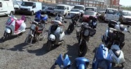 Sultanbeyli’de motosiklet hırsızları yakalandı