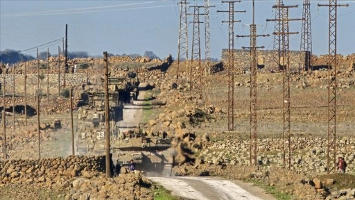 Suriye'de işgalini sürdüren İsrail ordusu, başkent Şam'ın 20 kilometre yakınına sokuldu