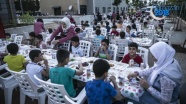 Suriyeli yetimlere iftar