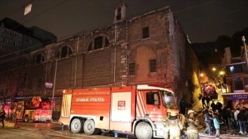 Surp Pırgiç Ermeni Katolik Kilisesi'ndeki yangında 2 ölü