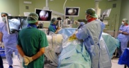 Tam endoskopik bel fıtığı cerrahisinde canlı ameliyatla ileri düzeyde kurs