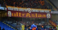 Taraftarlar, Galatasaray yönetimini istifaya davet etti