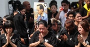 Tayland halkı kralları için gözyaşı döküyor