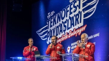 TEKNOFEST paydaşları Başakşehir'de gençlerle buluştu