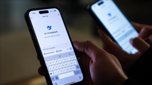 Teknoloji devleri kuşkulara rağmen DeepSeek'i sistemlerine adapte ediyor