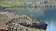 Terörden arındırılan Hakkari'deki Sat Buzul Gölleri'nde renkli festival
