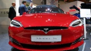 Tesla 123 bin aracını geri çağırıyor