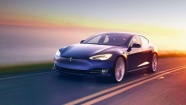 Tesla araçlarını ucuzlatıyor!