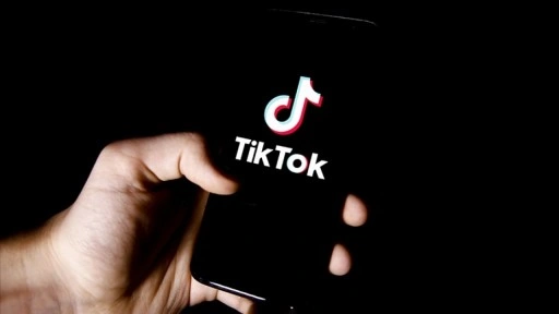 TikTok, ABD'de daha önce kaldırıldığı Google Play Store ve App Store'a geri döndü