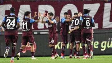 Trabzonspor, Abdullah Avcı yönetiminde Avrupa'da sahasında esiyor