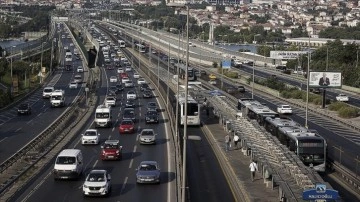 Trafiğe ağustosta 235 bin 317 aracın kaydı yapıldı