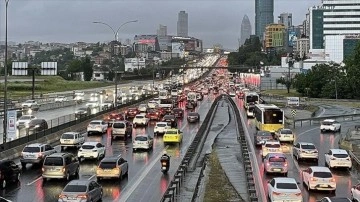 Trafiğe ekimde 102 bin 403 aracın kaydı yapıldı