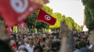 Tunus&#039;ta siyasi parti grupları yeni hükümet için girişimde bulunacak