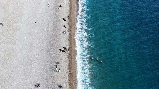 Turizmde bu yıl 65 milyar dolar gelir hedefleniyor