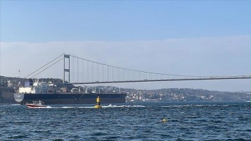 Türk boğazlarında bekleyen ham petrol yüklü tankerlerden 19'unun geçişi tamamlandı