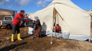 Türk Kızılay İdlib&#039;deki selzedelere yardım gönderdi