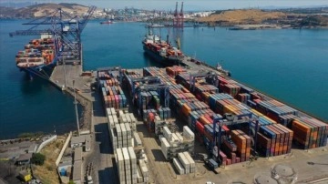 Türk lirasıyla dış ticaret hacmi 5 ayda 437,4 milyar lirayı buldu