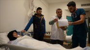 Türkiye sınırın diğer tarafındaki hastalara şifa olmaya devam ediyor