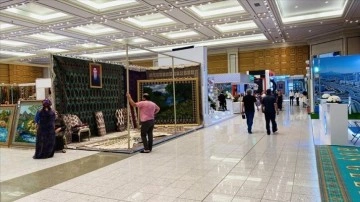 Türkmenistan’da 'Aşkabat Şehri Günü' dolayısıyla fuar düzenlendi