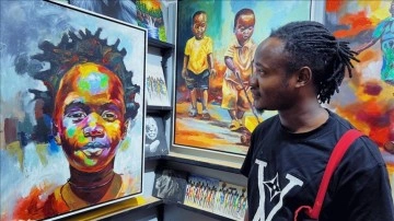 Uganda’da ressam Ivan Mubiru yoksul mahallelerin çocuklarını resmediyor