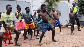 Uganda’nın çocuklara adanmış dünyaca ünlü sokak dansçıları: Ghetto Kids