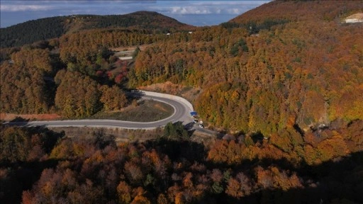 Uludağ'da dron kamerasından resim tablosunu andıran sonbahar manzaraları