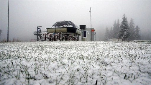 Uludağ ve Ilgaz Dağı'na mevsimin ilk karı düştü