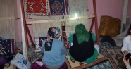 Unutulmaya yüz tutmuş Jirki kilimlerine genç kızlar sahip çıktı