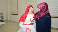 Uşak&#039;ta zihinsel engelli genç kıza temsili düğün yapıldı