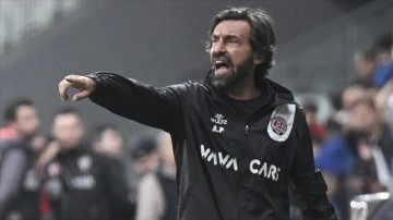 VavaCars Fatih Karagümrük'te teknik direktör Pirlo ile yollar ayrıldı