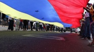 Venezuela'da taraflar 5 Temmuz'da sokakta