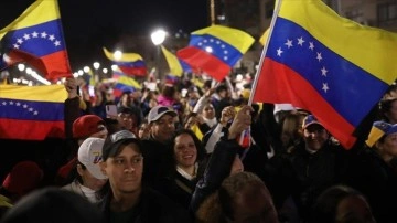 Venezuelalı göçmenler, Maduro'nun seçilmesini protesto etti