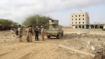 Yemen'in Hacce kentinde çatışmaları takip eden gazeteci öldürüldü