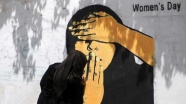 Yemenli sanatçı halkın sıkıntılarını 'duvarlara anlatıyor'